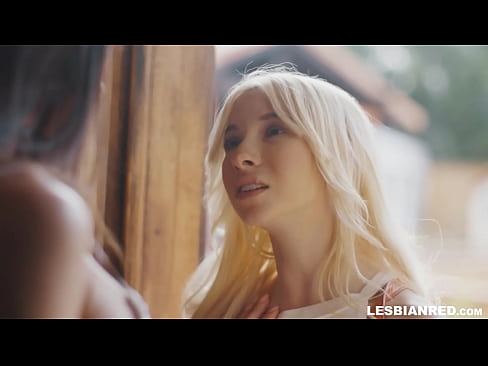 ❤️ Tüdruk tuleb paar kuud hiljem koju ja jõuab sööma oma kasuema tussu ❤️ Pornovideo at us ❌️❤